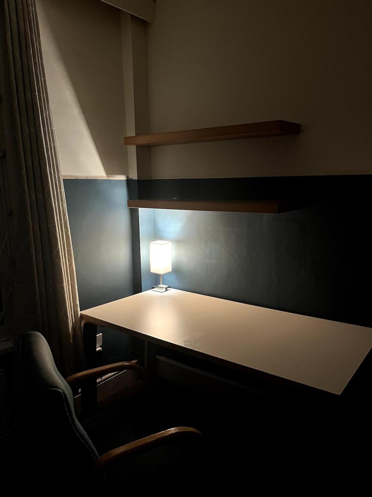 Homestay Double - Town & Nearby, 24h Bus, Airport-linked Manchester